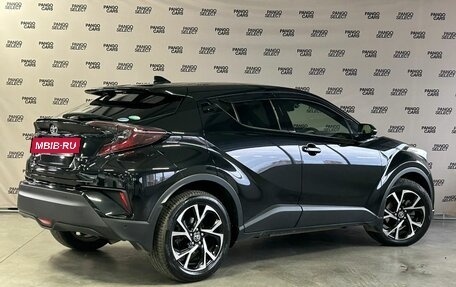 Toyota C-HR I рестайлинг, 2016 год, 1 650 000 рублей, 6 фотография