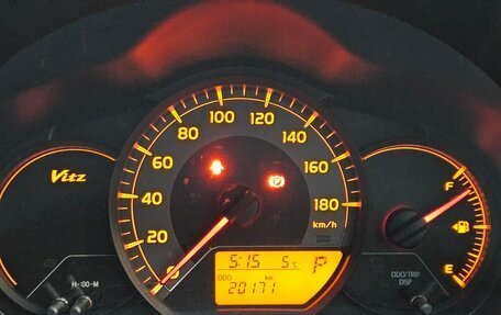 Toyota Vitz, 2019 год, 1 350 000 рублей, 9 фотография