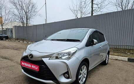 Toyota Vitz, 2019 год, 1 350 000 рублей, 2 фотография