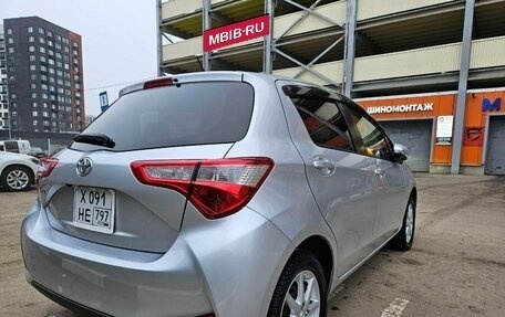 Toyota Vitz, 2019 год, 1 350 000 рублей, 11 фотография