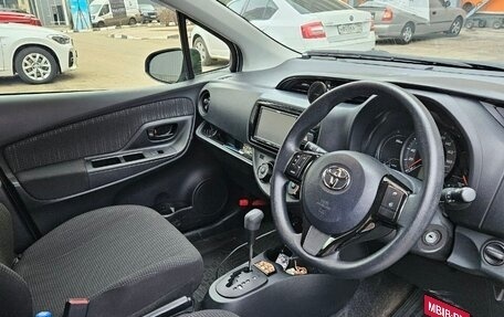 Toyota Vitz, 2019 год, 1 350 000 рублей, 12 фотография