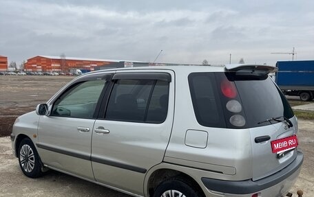 Toyota Raum I, 2001 год, 339 000 рублей, 5 фотография