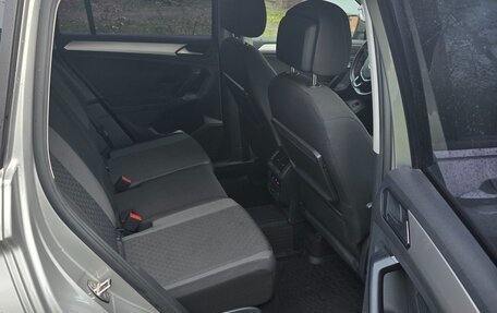 Volkswagen Tiguan II, 2020 год, 2 500 000 рублей, 9 фотография