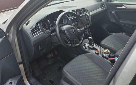 Volkswagen Tiguan II, 2020 год, 2 500 000 рублей, 5 фотография