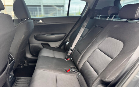 KIA Sportage IV рестайлинг, 2019 год, 1 800 000 рублей, 18 фотография