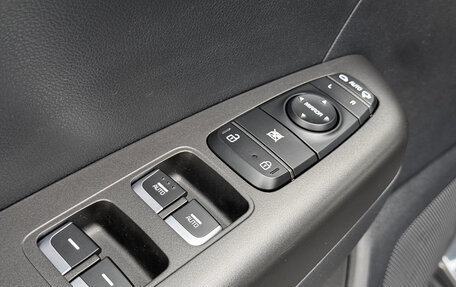 KIA Sportage IV рестайлинг, 2019 год, 1 800 000 рублей, 17 фотография