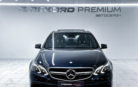 Mercedes-Benz E-Класс AMG, 2013 год, 4 400 000 рублей, 4 фотография