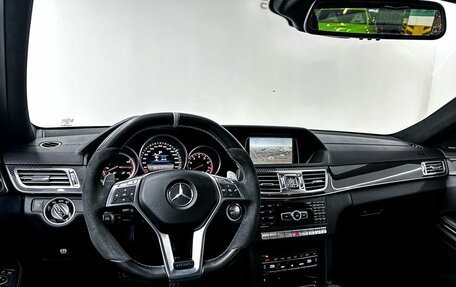 Mercedes-Benz E-Класс AMG, 2013 год, 4 400 000 рублей, 29 фотография