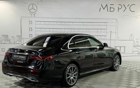 Mercedes-Benz E-Класс, 2021 год, 5 990 000 рублей, 8 фотография