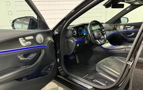 Mercedes-Benz E-Класс, 2021 год, 5 990 000 рублей, 15 фотография