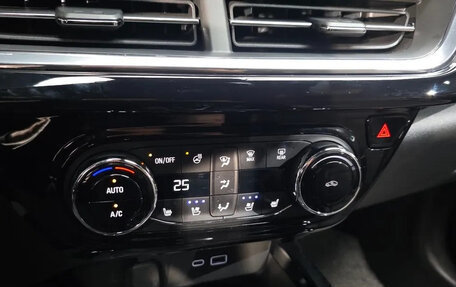 Chevrolet Trax, 2024 год, 1 900 000 рублей, 13 фотография