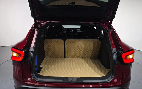 Chevrolet Trax, 2024 год, 1 900 000 рублей, 16 фотография