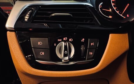 BMW 5 серия, 2017 год, 3 100 000 рублей, 13 фотография