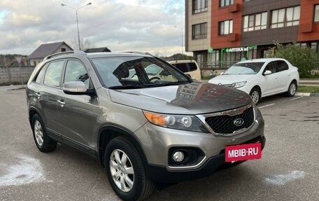 KIA Sorento II рестайлинг, 2011 год, 1 480 000 рублей, 2 фотография