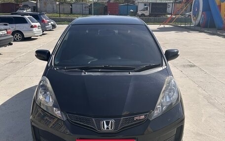Honda Fit III, 2011 год, 1 000 000 рублей, 2 фотография