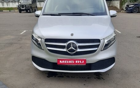 Mercedes-Benz V-Класс, 2020 год, 8 250 000 рублей, 1 фотография