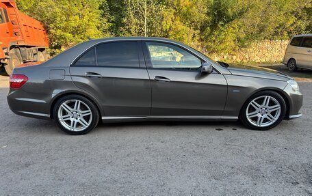 Mercedes-Benz E-Класс, 2011 год, 1 570 000 рублей, 5 фотография