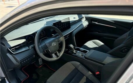 Toyota Camry, 2025 год, 4 990 000 рублей, 10 фотография