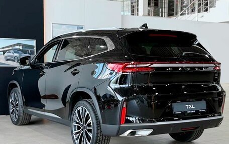 CheryExeed TXL, 2024 год, 3 800 000 рублей, 5 фотография