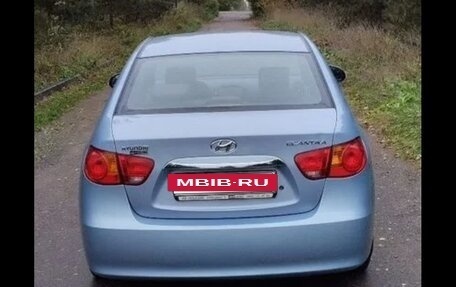 Hyundai Elantra IV, 2011 год, 700 000 рублей, 3 фотография