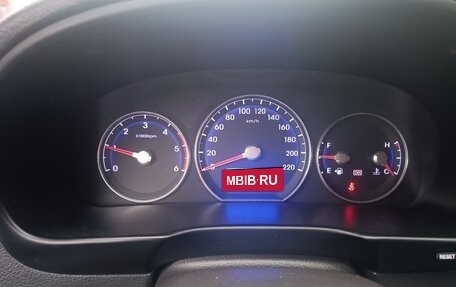 Hyundai Santa Fe III рестайлинг, 2011 год, 1 150 000 рублей, 10 фотография