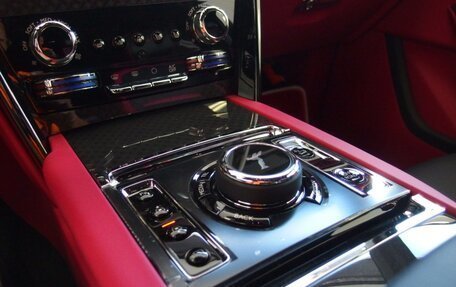 Rolls-Royce Cullinan, 2025 год, 46 700 000 рублей, 27 фотография