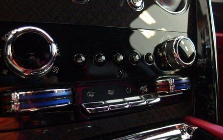 Rolls-Royce Cullinan, 2025 год, 46 700 000 рублей, 31 фотография