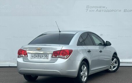 Chevrolet Cruze II, 2010 год, 565 000 рублей, 3 фотография