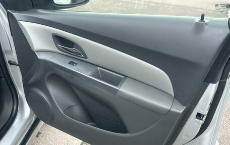 Chevrolet Cruze II, 2010 год, 565 000 рублей, 7 фотография