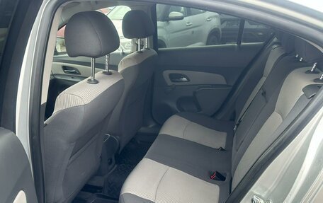 Chevrolet Cruze II, 2010 год, 565 000 рублей, 17 фотография