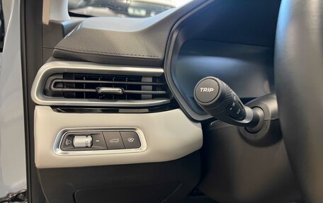 Geely Emgrand, 2023 год, 1 700 000 рублей, 12 фотография