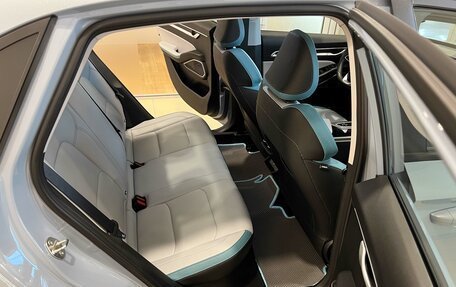 Geely Emgrand, 2023 год, 1 700 000 рублей, 27 фотография