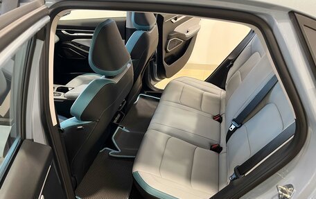 Geely Emgrand, 2023 год, 1 700 000 рублей, 29 фотография