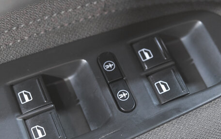 Volkswagen Touareg III, 2009 год, 1 049 000 рублей, 16 фотография