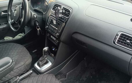 Volkswagen Polo VI (EU Market), 2017 год, 1 150 000 рублей, 9 фотография