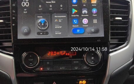 Mitsubishi L200 IV рестайлинг, 2019 год, 3 430 000 рублей, 12 фотография