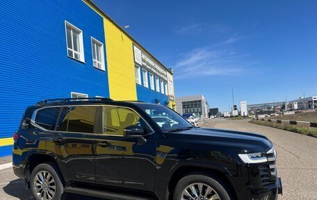 Toyota Land Cruiser, 2022 год, 12 700 000 рублей, 3 фотография