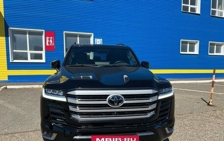 Toyota Land Cruiser, 2022 год, 12 700 000 рублей, 2 фотография