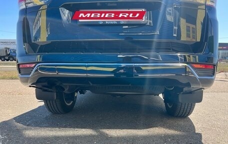 Toyota Land Cruiser, 2022 год, 12 700 000 рублей, 7 фотография