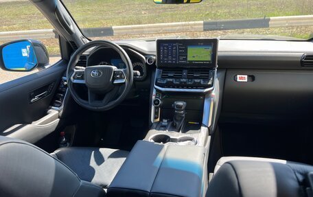 Toyota Land Cruiser, 2022 год, 12 700 000 рублей, 21 фотография