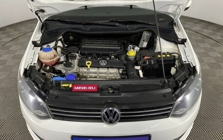 Volkswagen Polo VI (EU Market), 2015 год, 955 000 рублей, 4 фотография