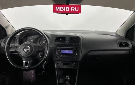 Volkswagen Polo VI (EU Market), 2015 год, 955 000 рублей, 16 фотография