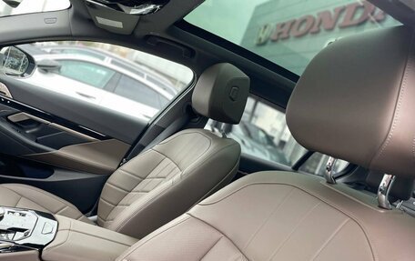 BMW 5 серия, 2024 год, 5 990 000 рублей, 13 фотография