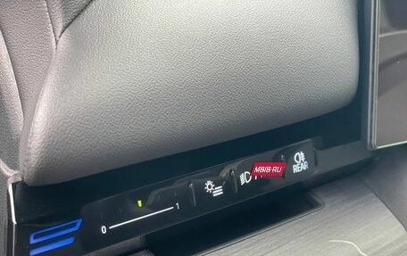 BMW 5 серия, 2024 год, 5 990 000 рублей, 10 фотография