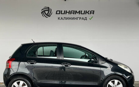 Toyota Yaris III рестайлинг, 2006 год, 600 000 рублей, 6 фотография