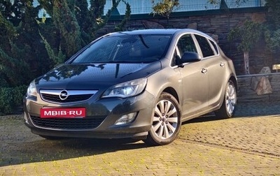 Opel Astra J, 2010 год, 670 000 рублей, 1 фотография
