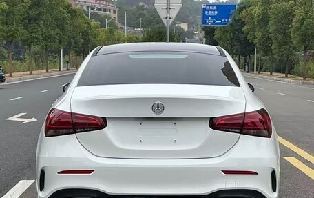 Mercedes-Benz A-Класс, 2022 год, 1 970 000 рублей, 5 фотография