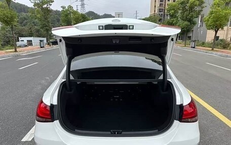 Mercedes-Benz A-Класс, 2022 год, 1 970 000 рублей, 10 фотография