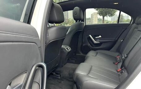 Mercedes-Benz A-Класс, 2022 год, 1 970 000 рублей, 13 фотография