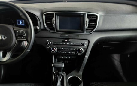 KIA Sportage IV рестайлинг, 2018 год, 1 993 000 рублей, 11 фотография